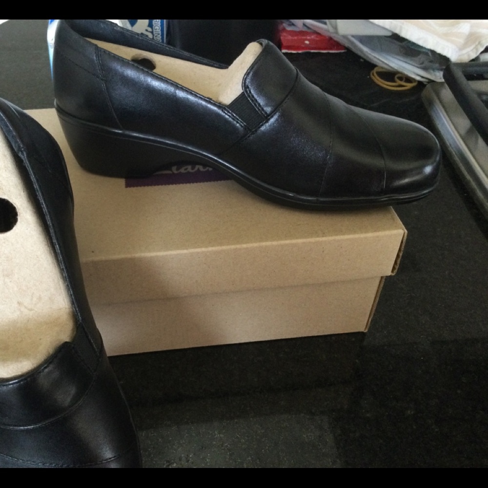 Brand New…Never worn Clarks May Marigold 7W